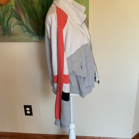 🎉Host Pick🎉 American Eagle Athletic Jacket - Picture 5 of 12